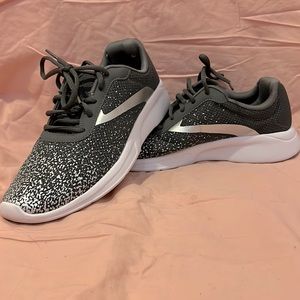 9 1/2 womens Athletic memory foam sneakers